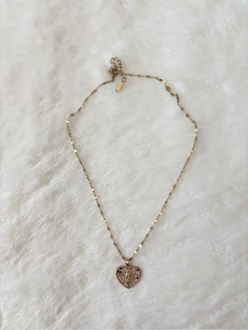 5/$15 🩷 MUST BUNDLE 18K Gold Plated Chain Heart Multicolor Medallion Necklace - Picture 3 of 4